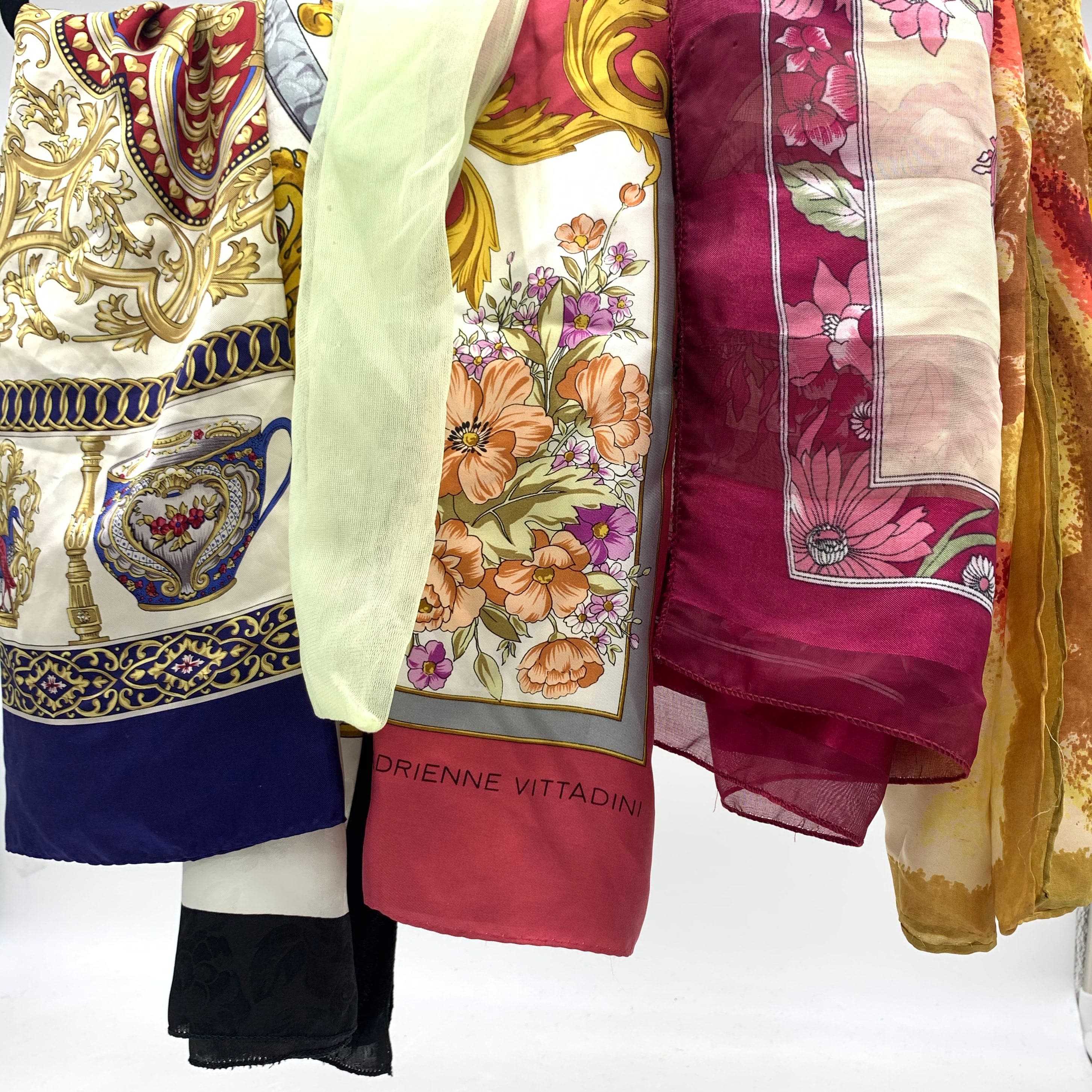 小物 CTHY HIGH-END VINTAGE SILK SCARF Silk Scarves Collection | HIGH END BRANDS | Preloved and Vintage