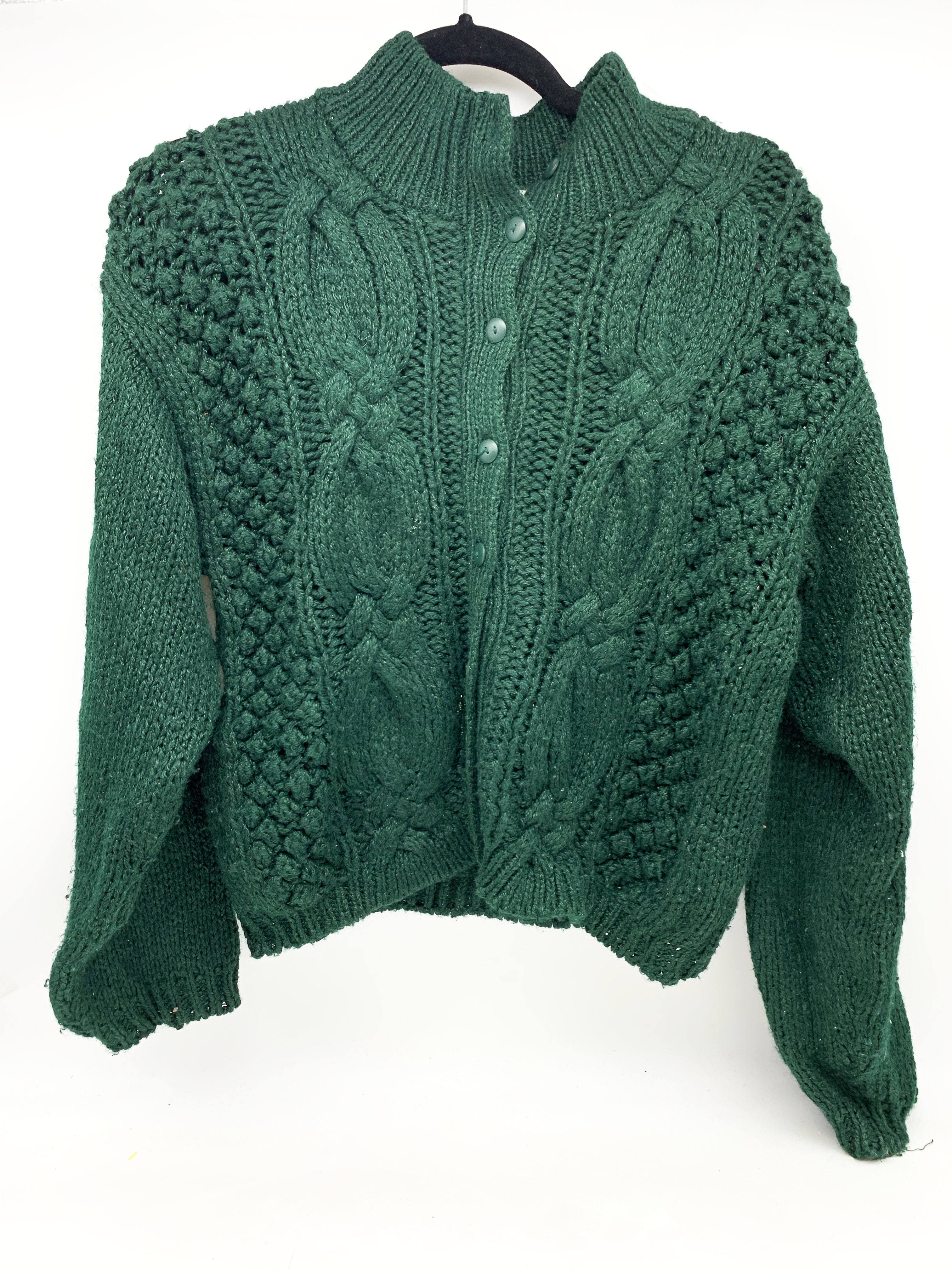 Women's Cardigan and Sweater Bale of 100 lbs - LA Vintage Wholesale