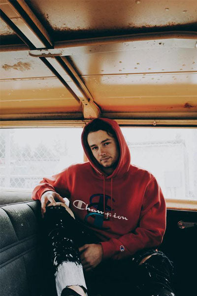 Why Is Modern Vintage Fashion So Popular